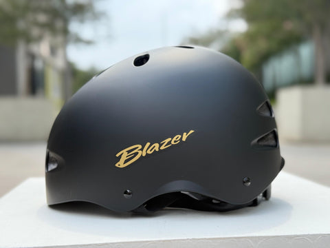 Casco Blazer Fast Stickers Black - Doberman's Skaters Shop