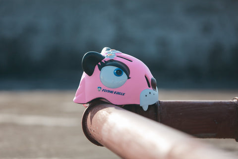 Casco Flying Eagle Pink Bear Zoo - Doberman's Skaters Shop