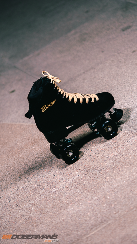 Patines Quads Blazer Black - Doberman's Skaters Shop