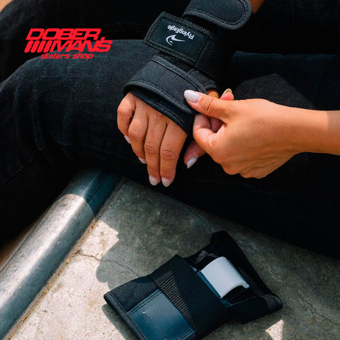 Protecciones muñequeras Flying Eagle PRO 2025