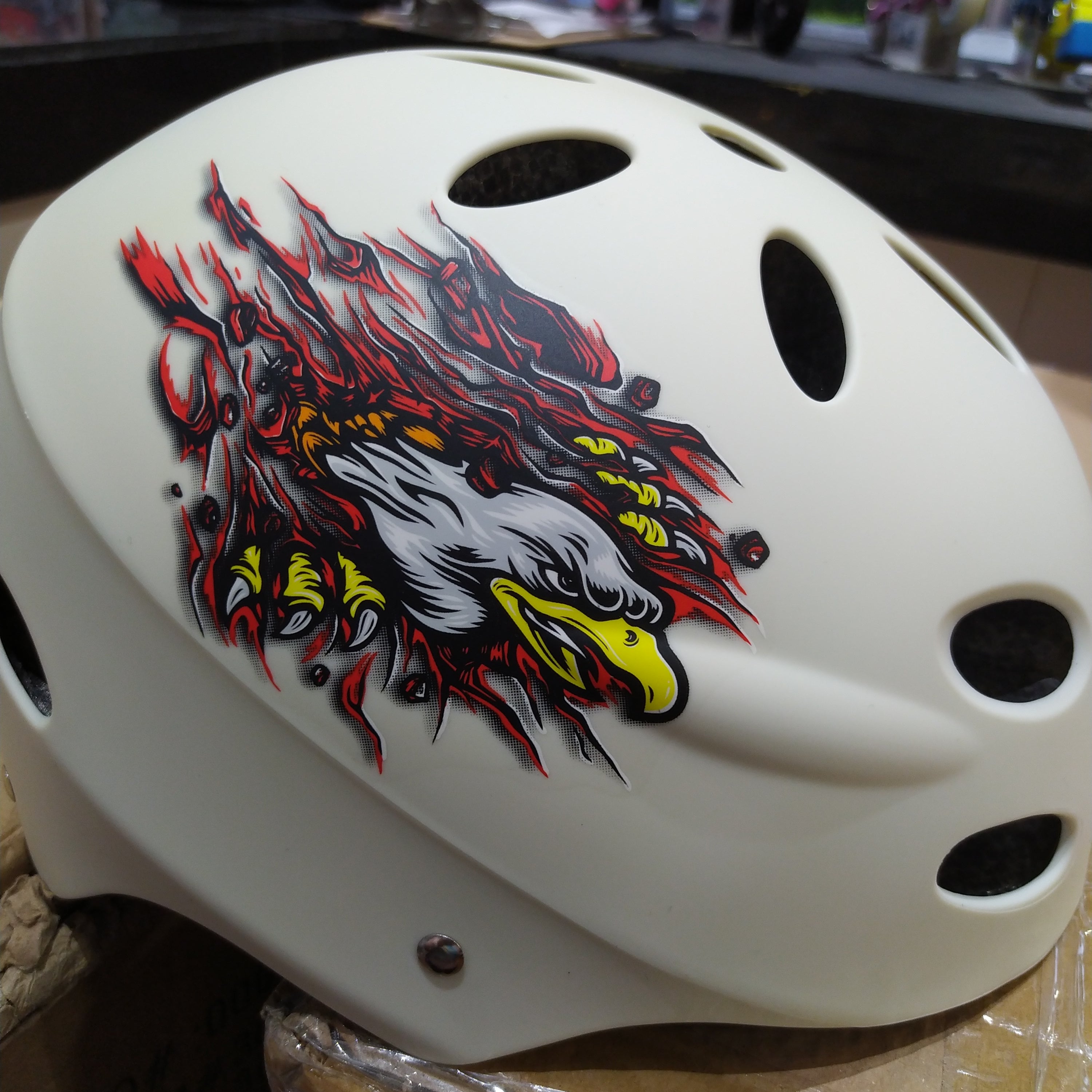 Casco Flying Eagle