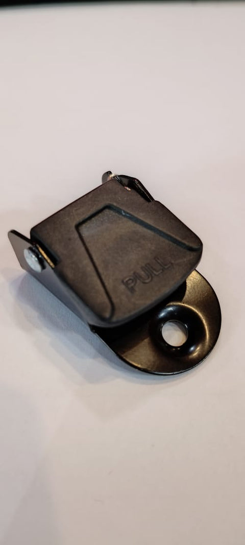 Broche receptor hembra